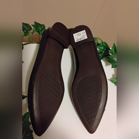 Clarks Navy Natalyn Wish Leather Flats - Picture 5 of 6